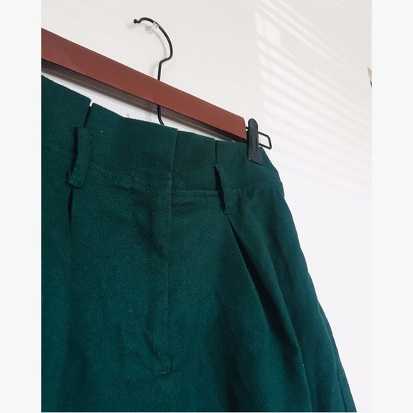 Dark Green Shorts💚🍃 - Picture 2 of 3